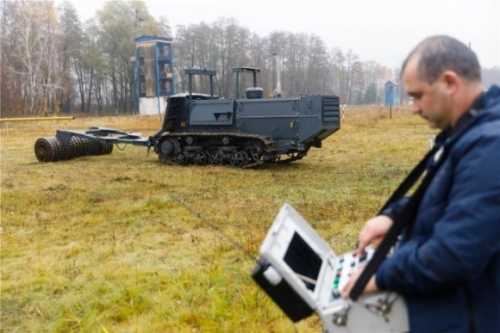 На Харківщині запрацювала перша вітчизняна машина для підготовки ґрунту до розмінування - INFBusiness