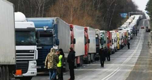 В чергах на польському кордоні зібралось майже 3,5 тисячі вантажівок - INFBusiness