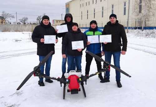 Міжнародна організація GIZ забезпечила Центри профтехосвіти 6 агродронами від DroneUA - INFBusiness