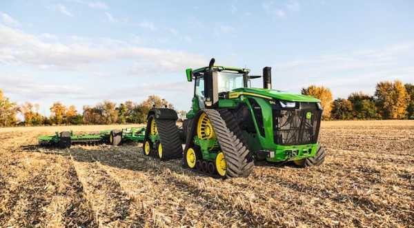 John Deere презентувала свій найпотужніший трактор та оновлену модель комбайна - INFBusiness