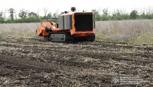 На Харківщині випробовують машину механізованого розмінування PT-300 D:MINE - INFBusiness