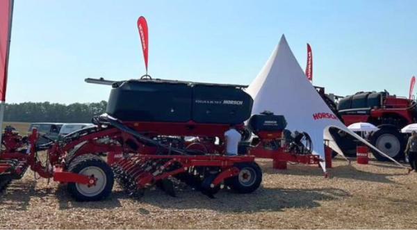 HORSCH презентувала оновлену техніку на УКАБ Агротехнології 2025 - INFBusiness