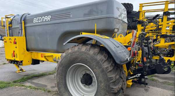 BEDNAR розпочав реалізацію нових резервуарів для рідких добрив