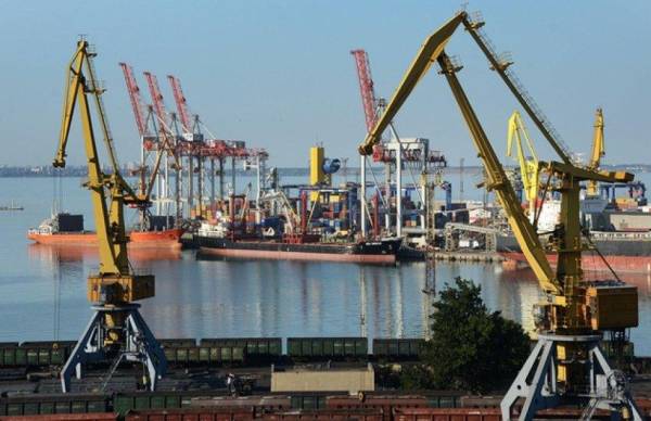 Росія блокує українське зерно: аграрії попереджають про мільярдні збитки
