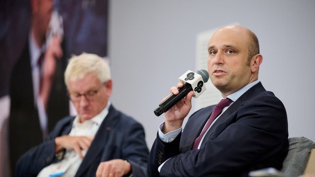 Фото до статті