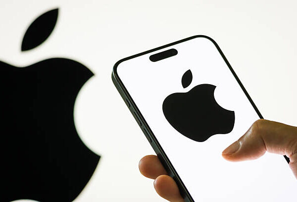 Apple випробовує Siri з мовним пошуком, щоб конкурувати з Google