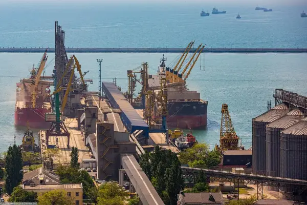 Російське зерно шукає нові шляхи через Балтику та Каспій
