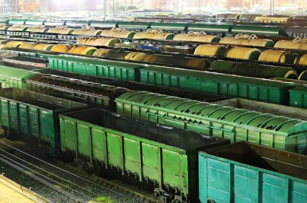 Укрзалізниця обмежить перевезення агропродукції через затори на кордоні